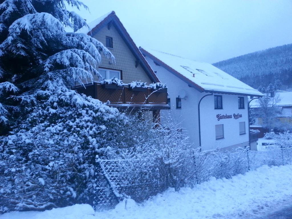 Gaestehaus Regina รูห์ลา ภายนอก รูปภาพ