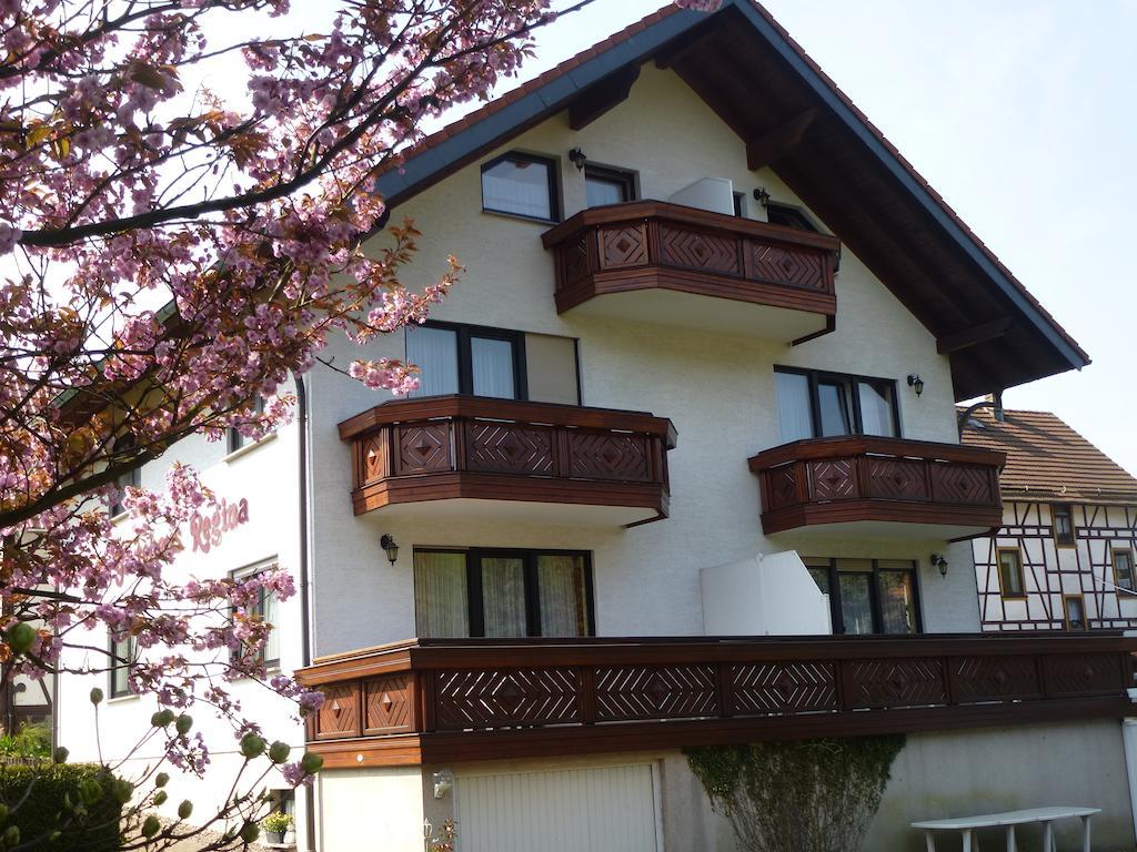 Gaestehaus Regina รูห์ลา ภายนอก รูปภาพ